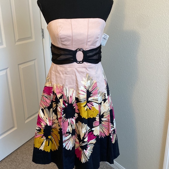 KAY UNGER DRESS⭐️⭐️ - Picture 1 of 16